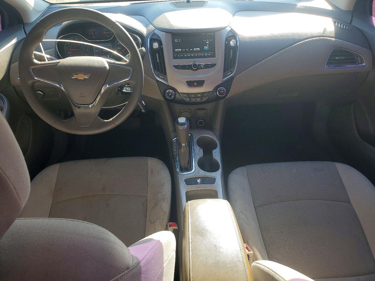 2017 CHEVROLET CRUZE LS photo 8