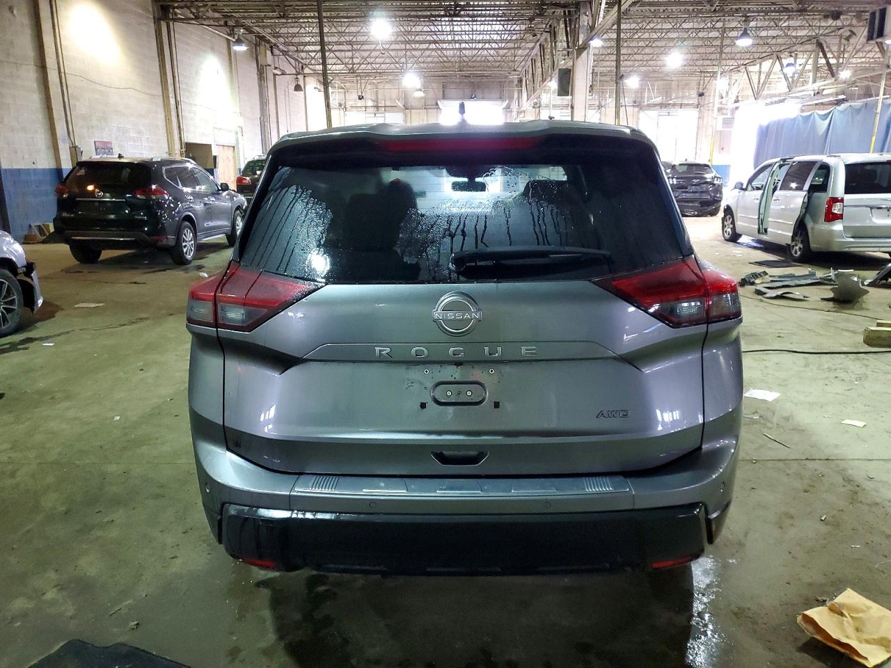 2025 NISSAN ROGUE SV photo 6
