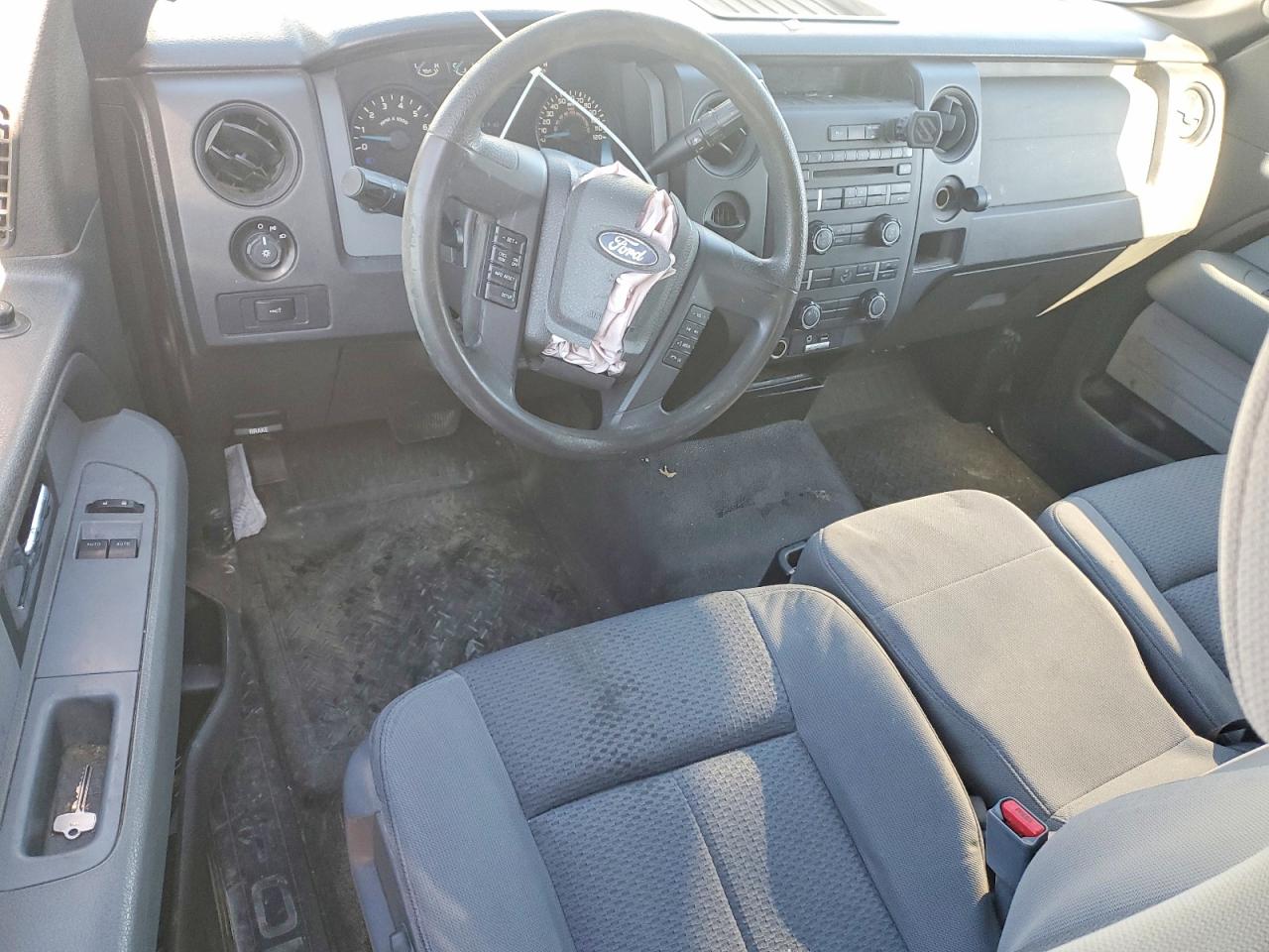 2013 FORD F150 photo 8