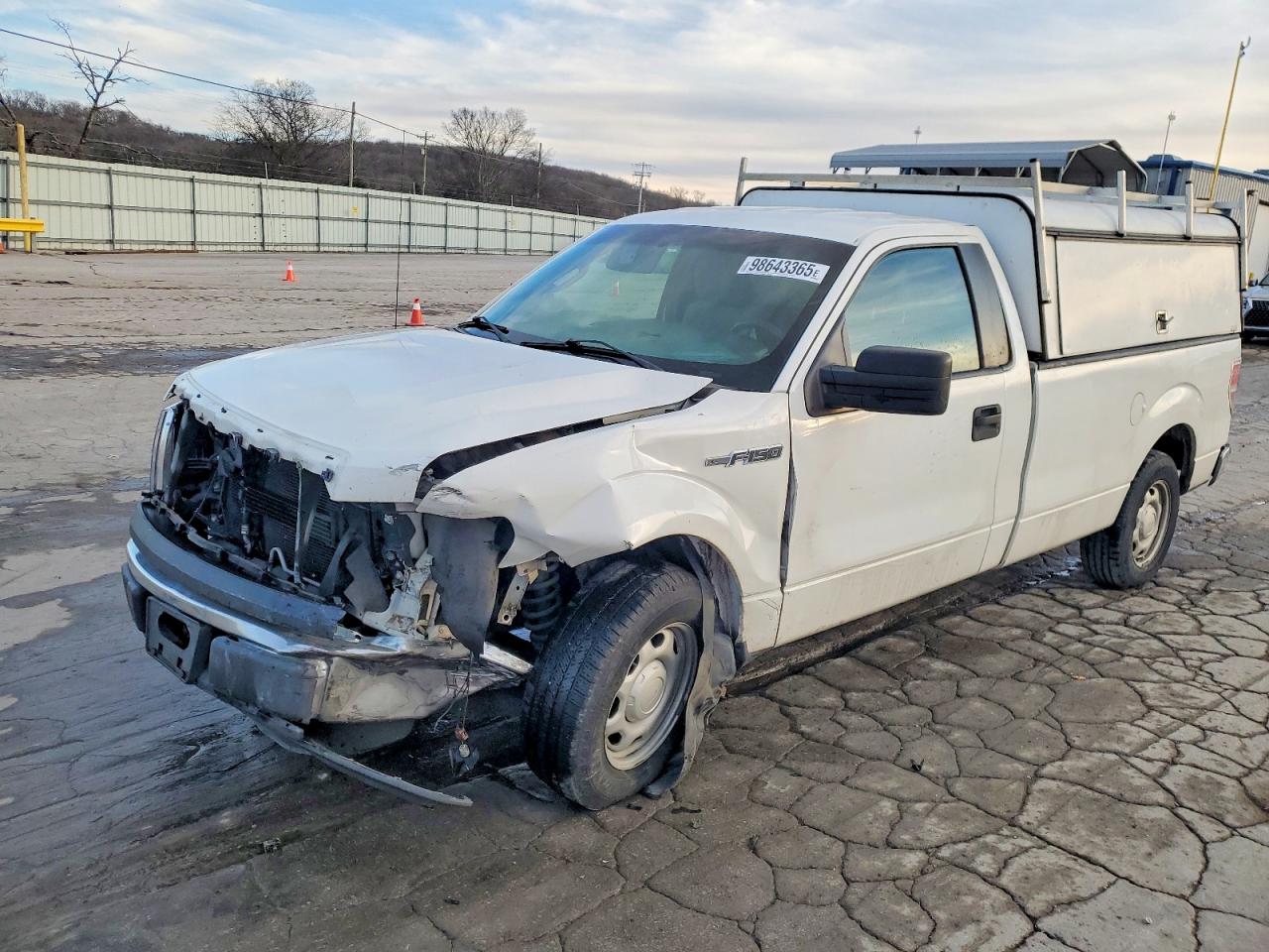 2013 FORD F150