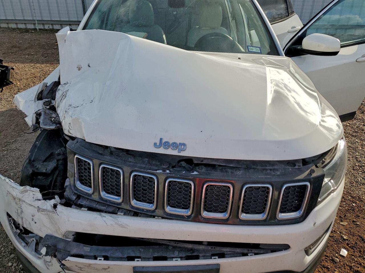 2019 JEEP COMPASS LATITUDE photo 11