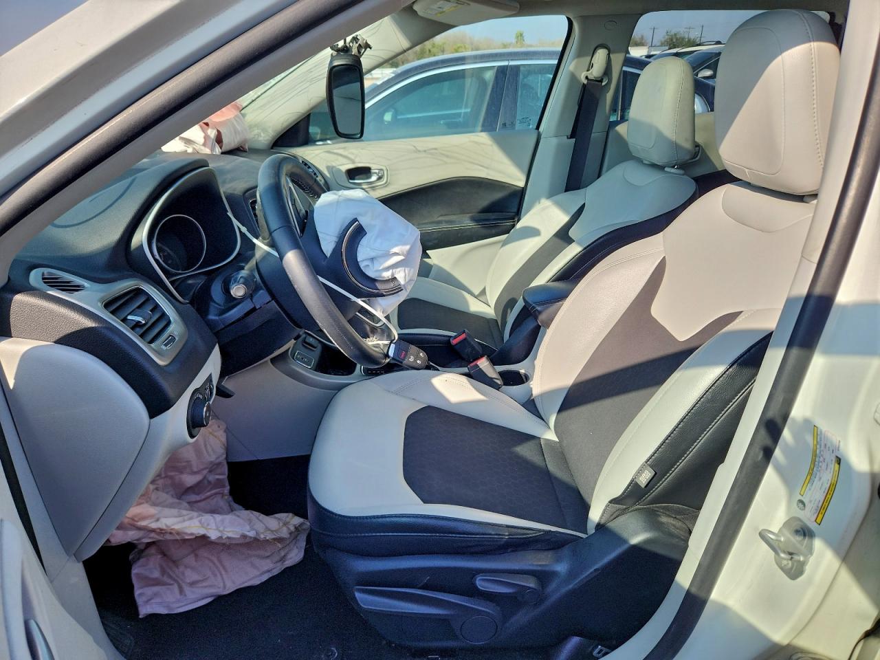 2019 JEEP COMPASS LATITUDE photo 7