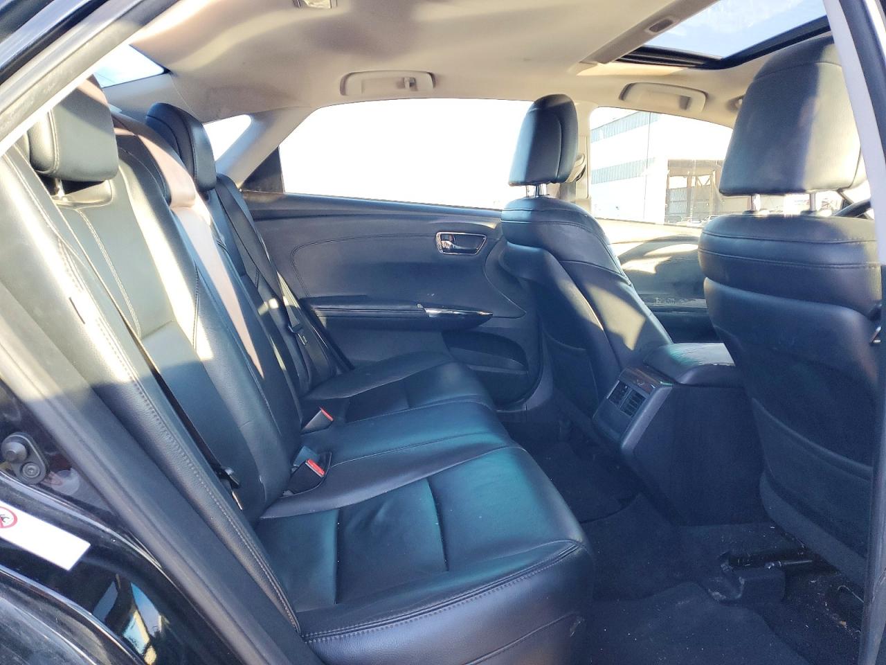 2013 TOYOTA AVALON BASE photo 10