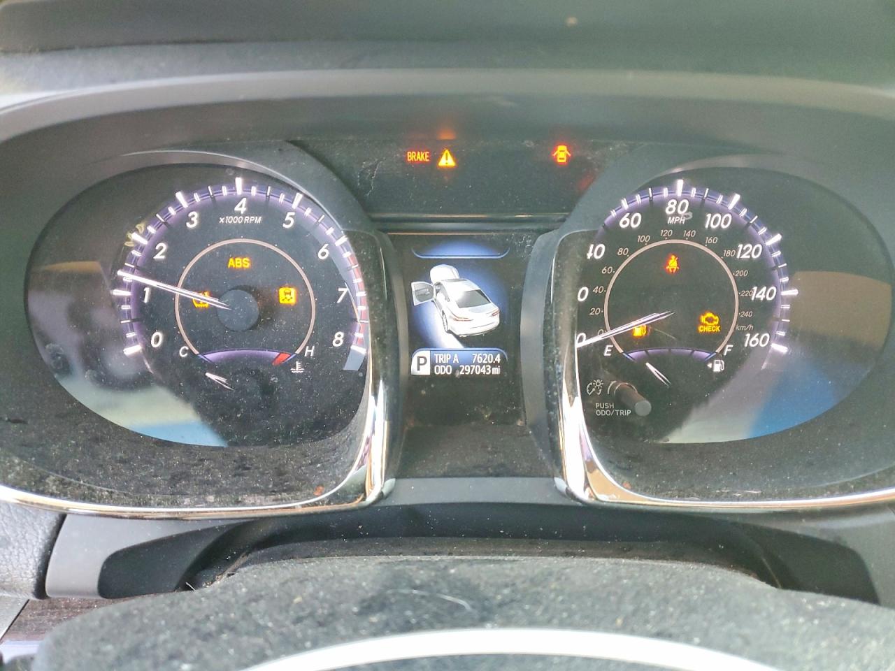 2013 TOYOTA AVALON BASE photo 9
