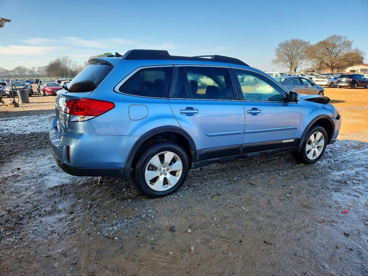 2012 SUBARU OUTBACK 3.6R LIMITED photo 3