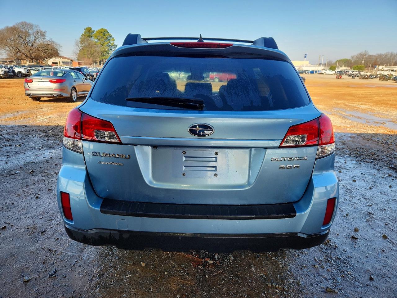 2012 SUBARU OUTBACK 3.6R LIMITED photo 6