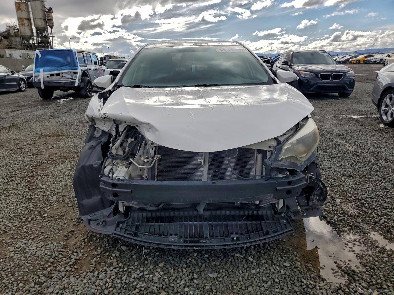 2014 TOYOTA COROLLA L photo 5