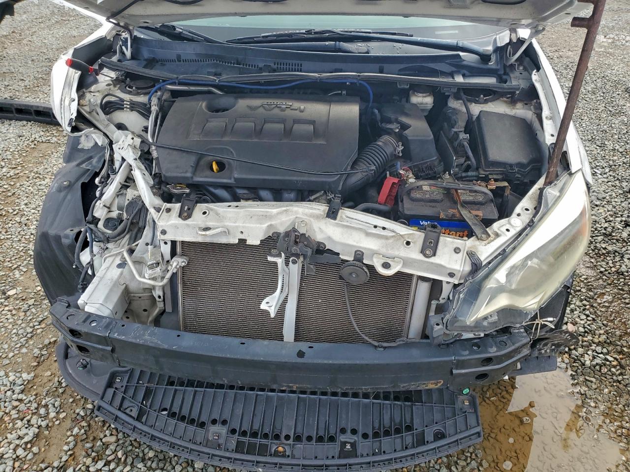 2014 TOYOTA COROLLA L photo 11