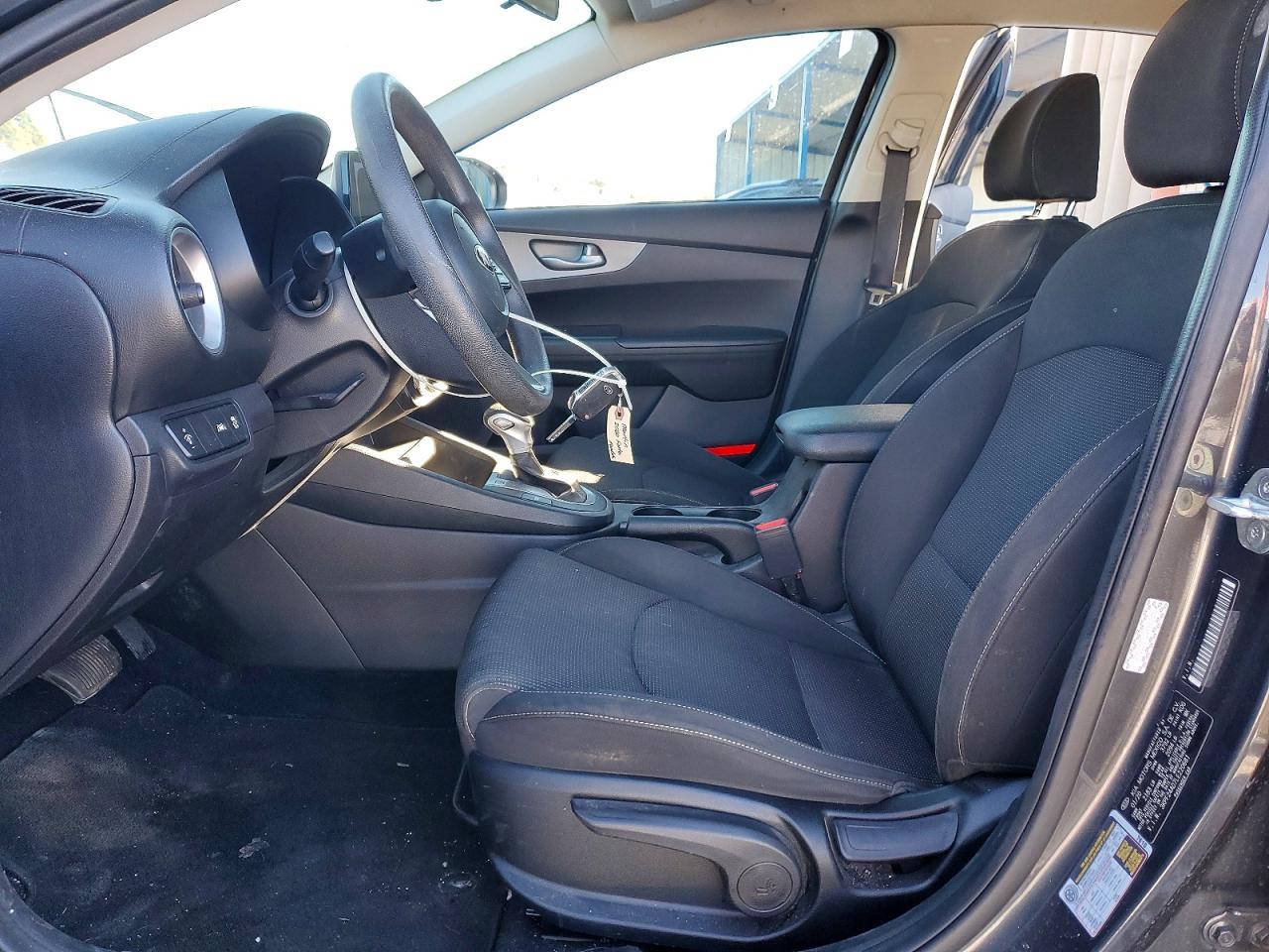 2020 KIA FORTE LXS photo 7
