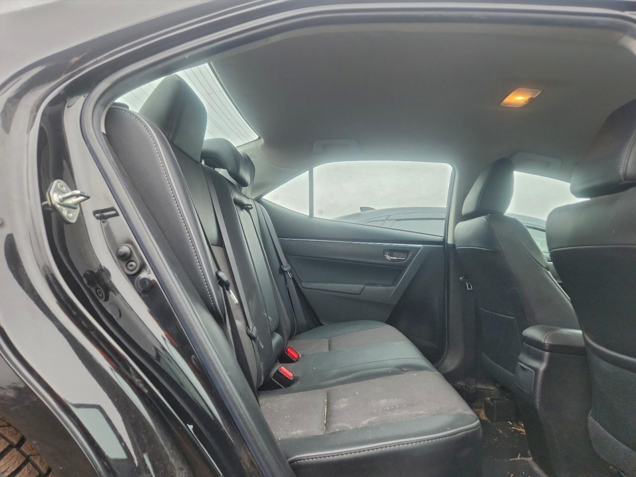2016 TOYOTA COROLLA L photo 10