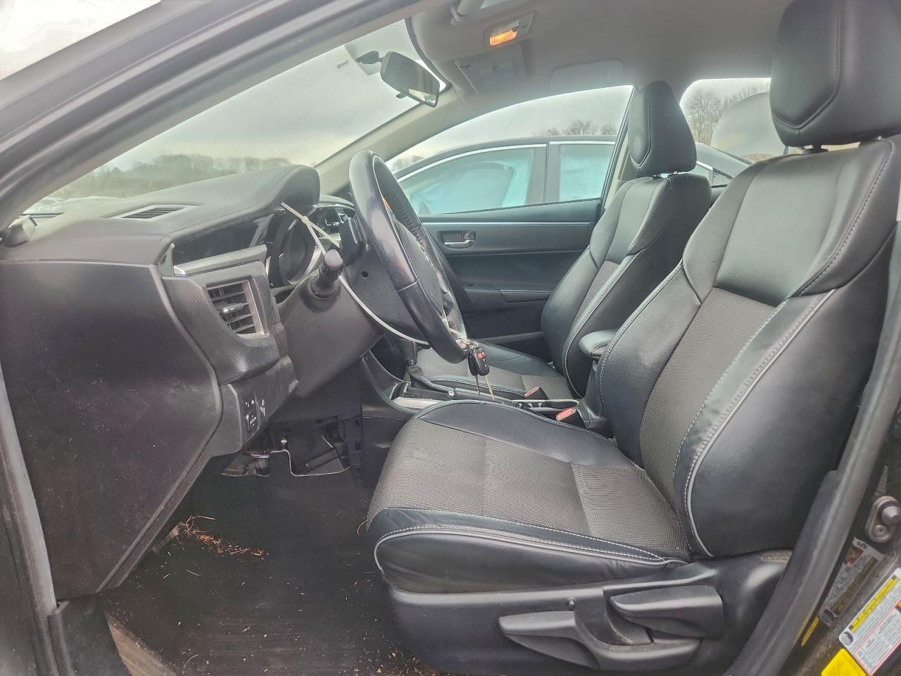 2016 TOYOTA COROLLA L photo 7