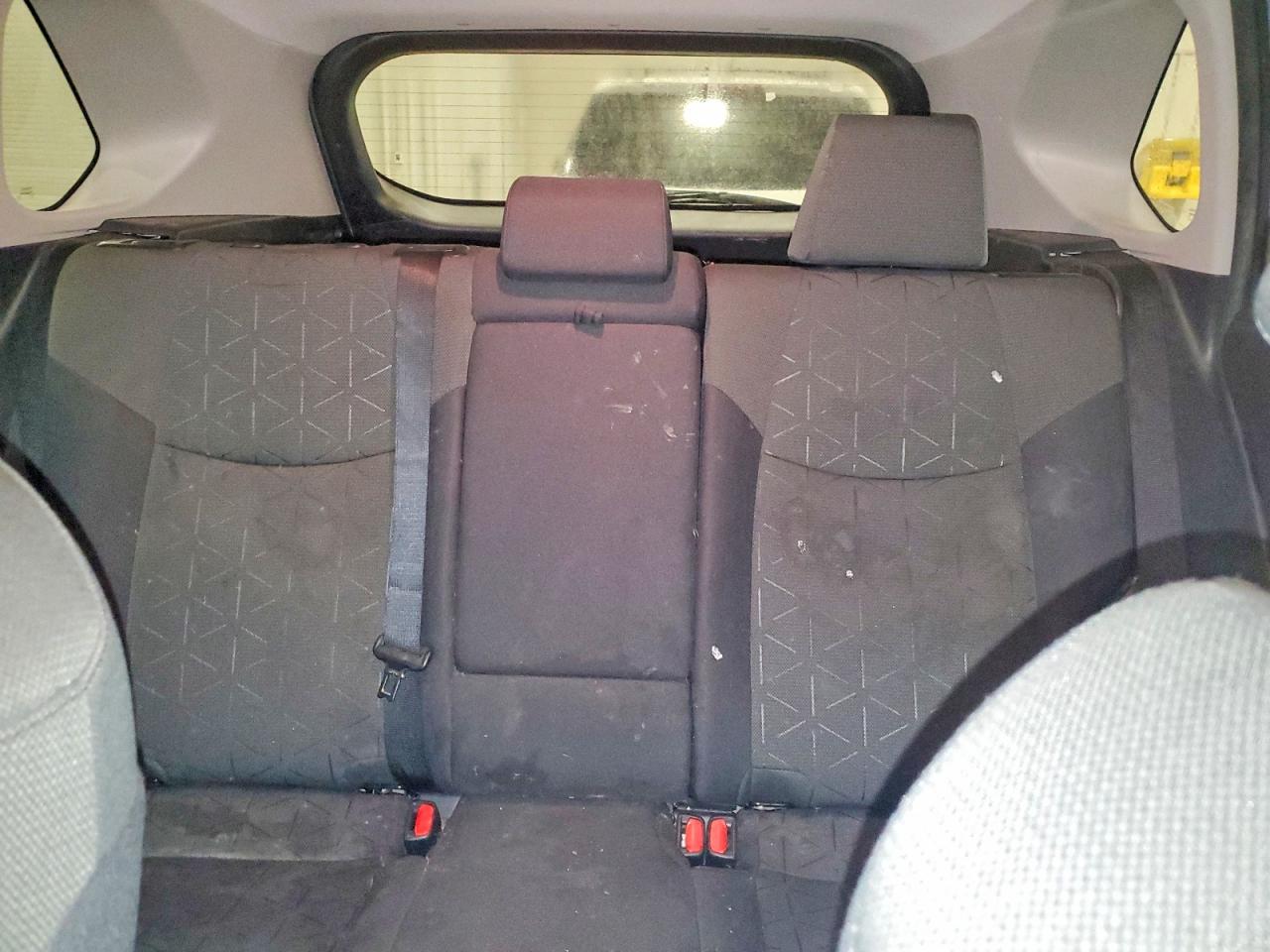 2021 TOYOTA RAV4 XLE photo 10
