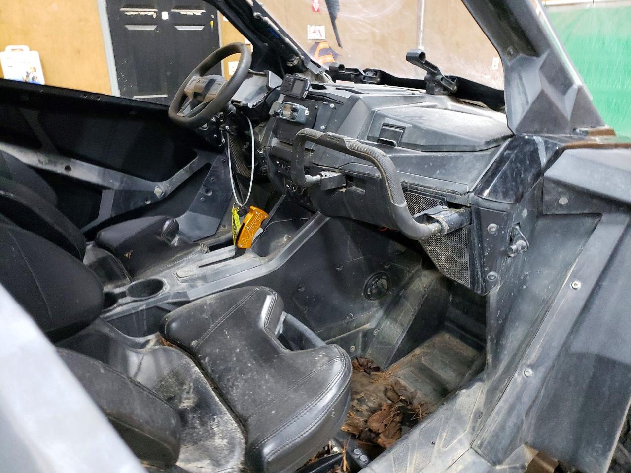 2020 POLARIS RZR UTILITY VEHICLE photo 5