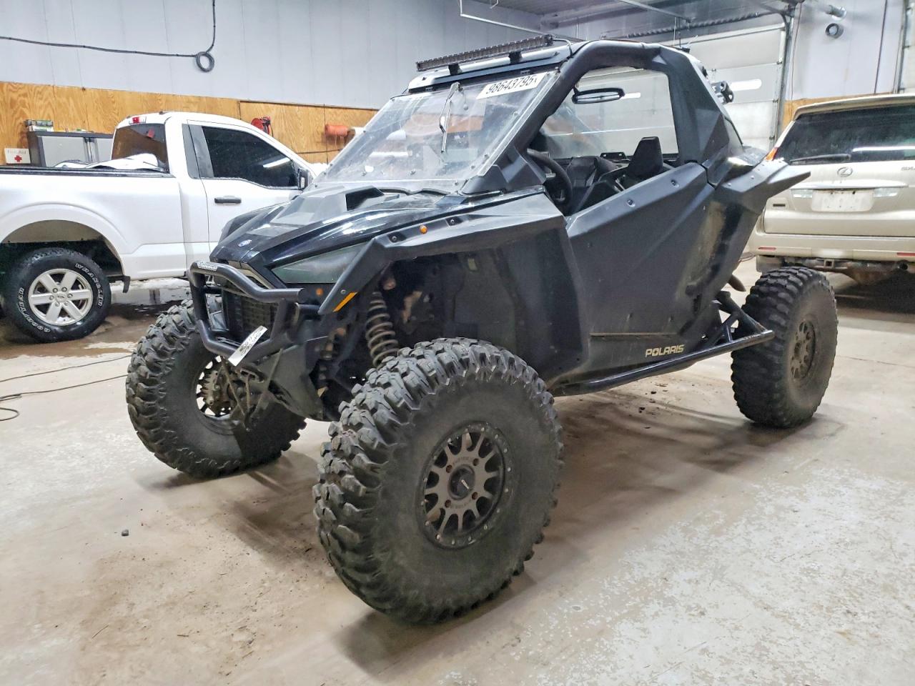 2020 POLARIS RZR UTILITY VEHICLE photo 2