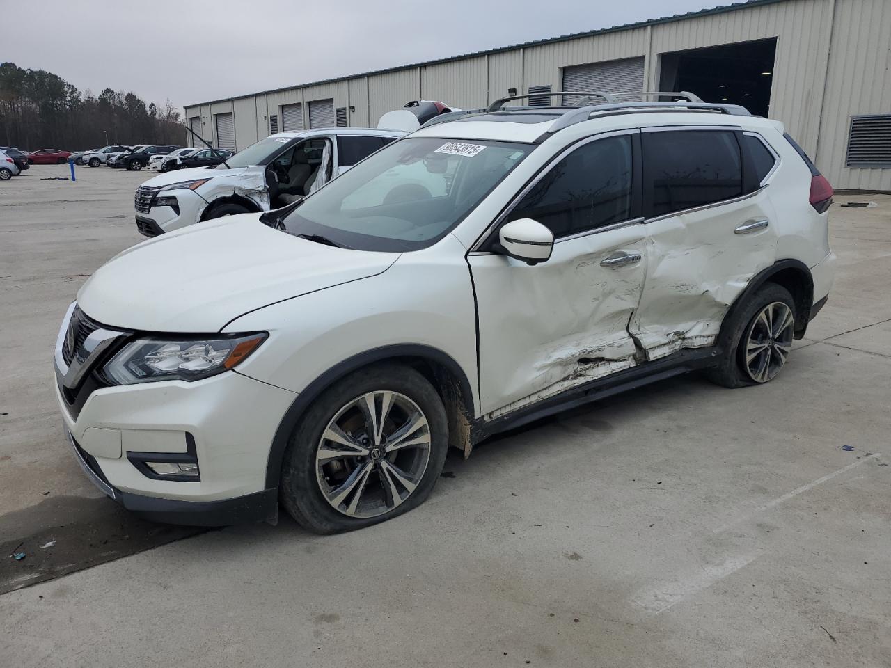 2018 NISSAN ROGUE