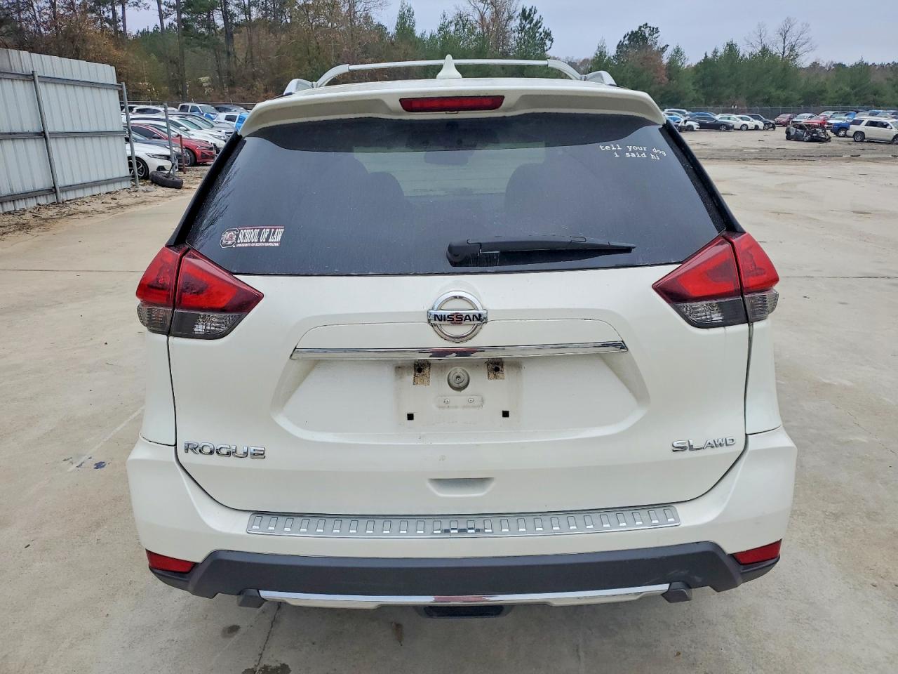 2018 NISSAN ROGUE S photo 6