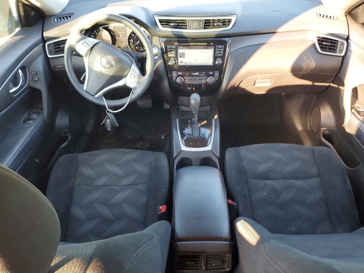 2016 NISSAN ROGUE S photo 8