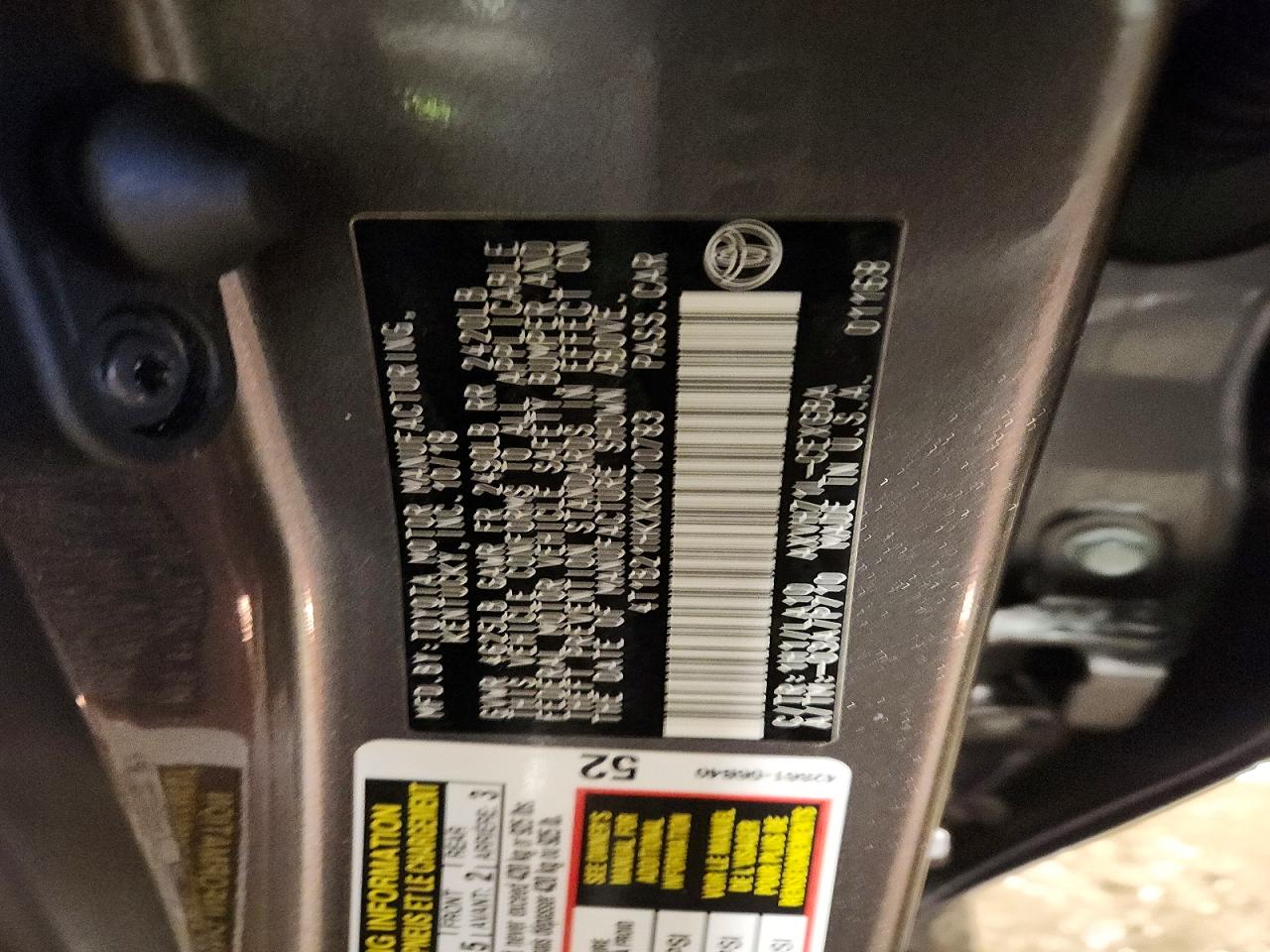 2019 TOYOTA CAMRY HYBRID photo 12
