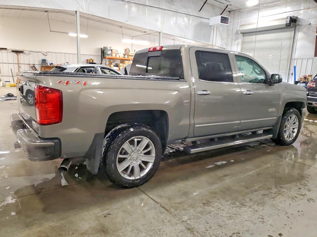 2017 CHEVROLET SILVERADO K1500 HIGH COUNTRY photo 3