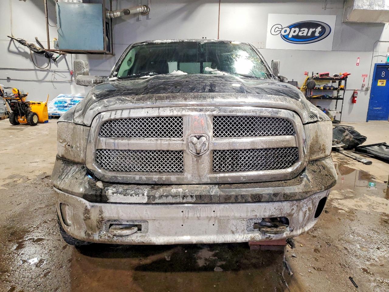 2014 RAM 1500 SLT photo 5