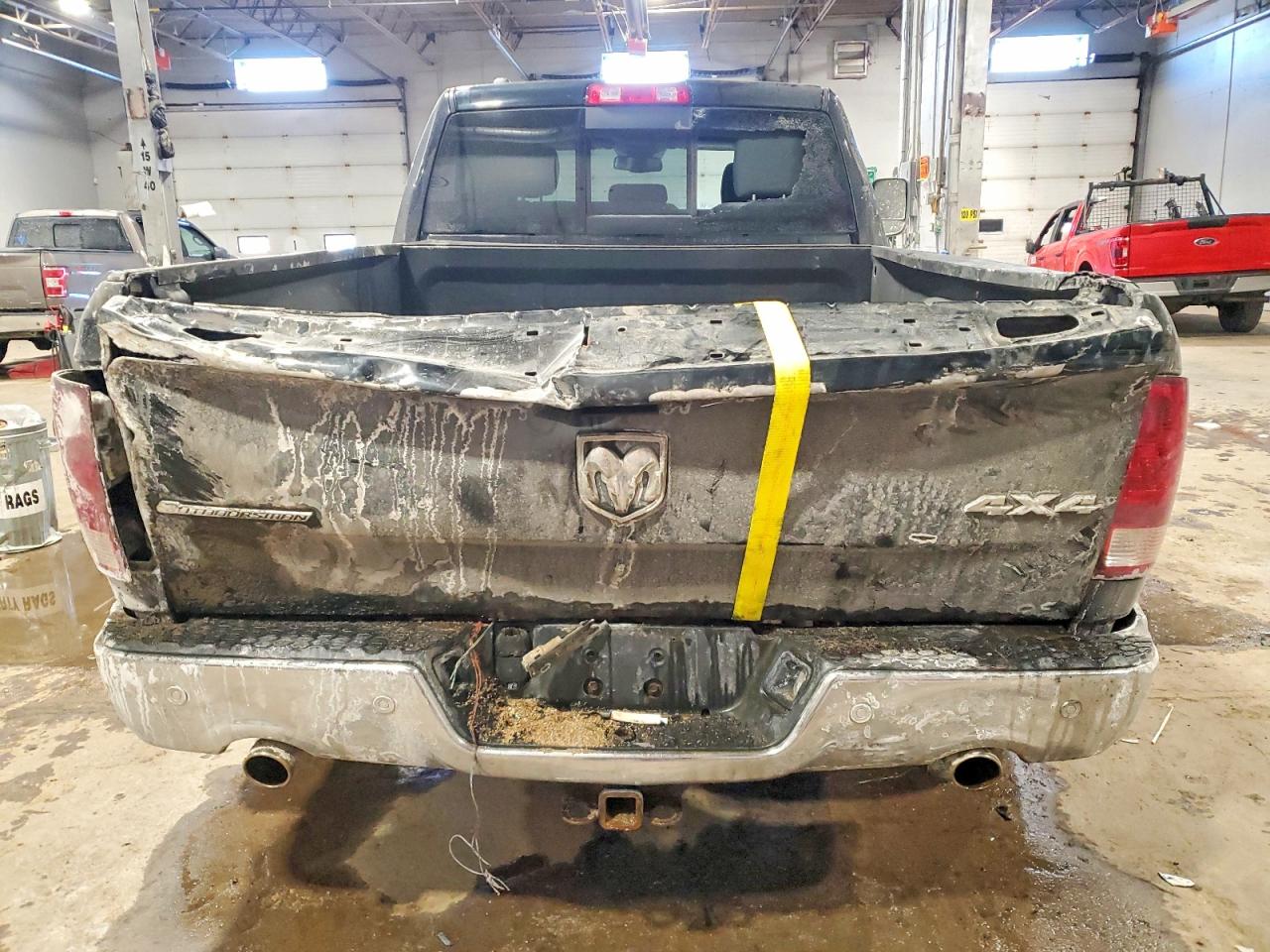 2014 RAM 1500 SLT photo 6