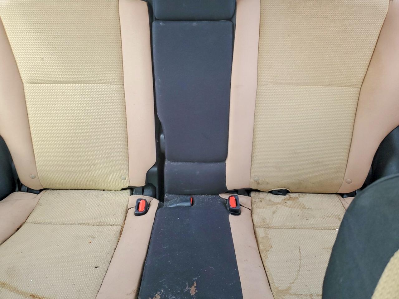2017 TOYOTA RAV4 XLE photo 10