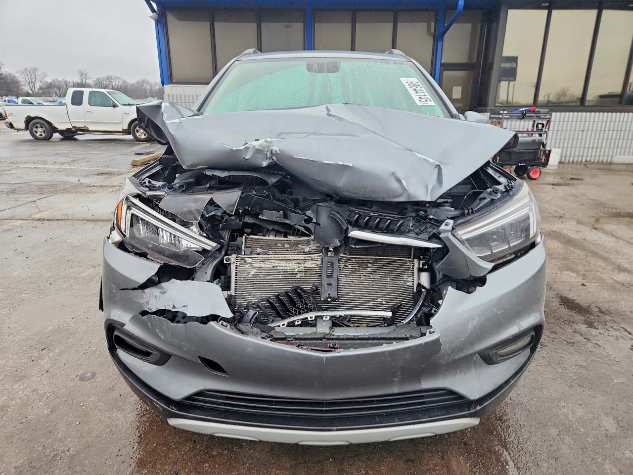 2019 BUICK ENCORE ESSENCE photo 5