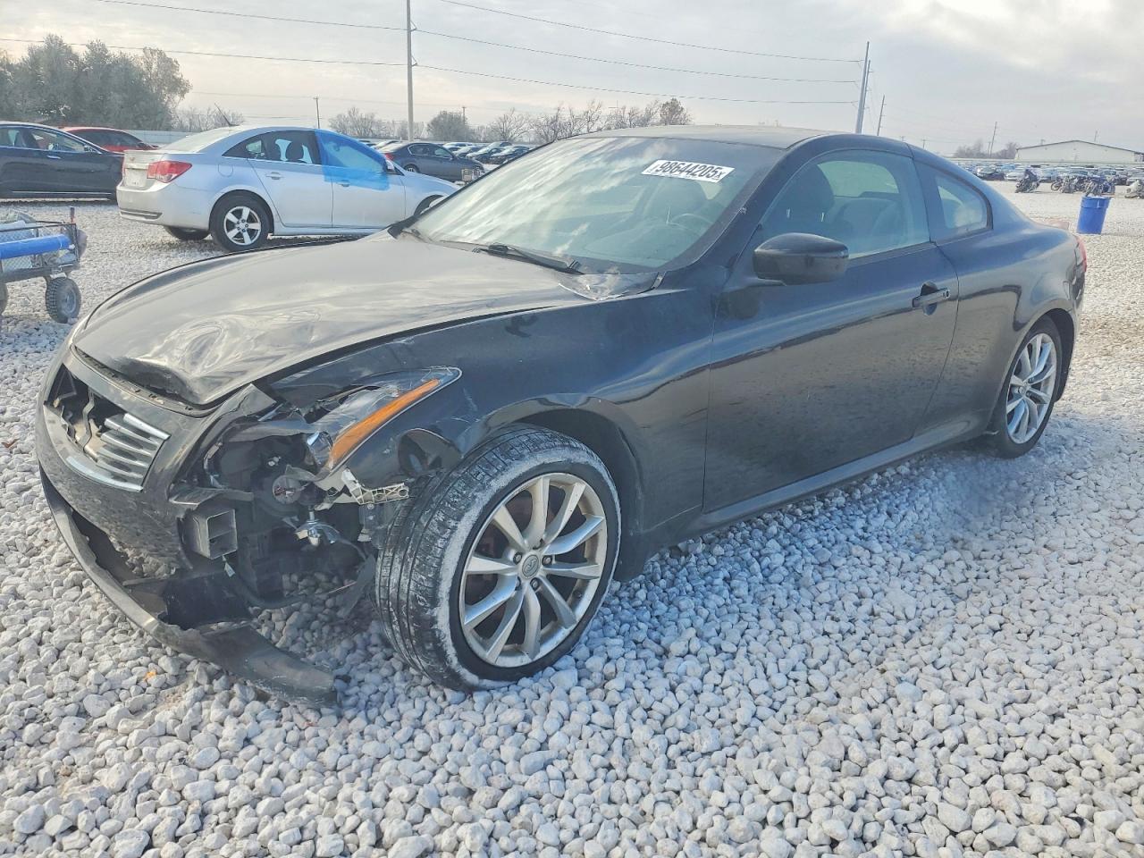 2013 INFINITI G37