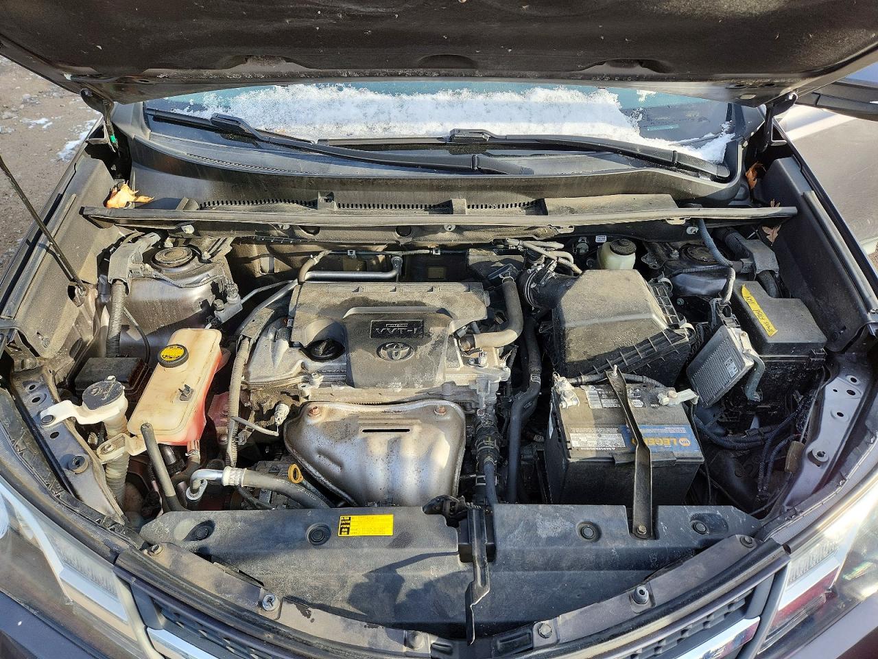 2015 TOYOTA RAV4 XLE photo 12