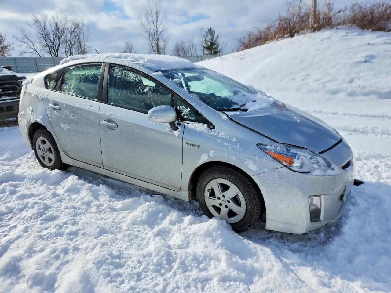 2010 TOYOTA PRIUS photo 4