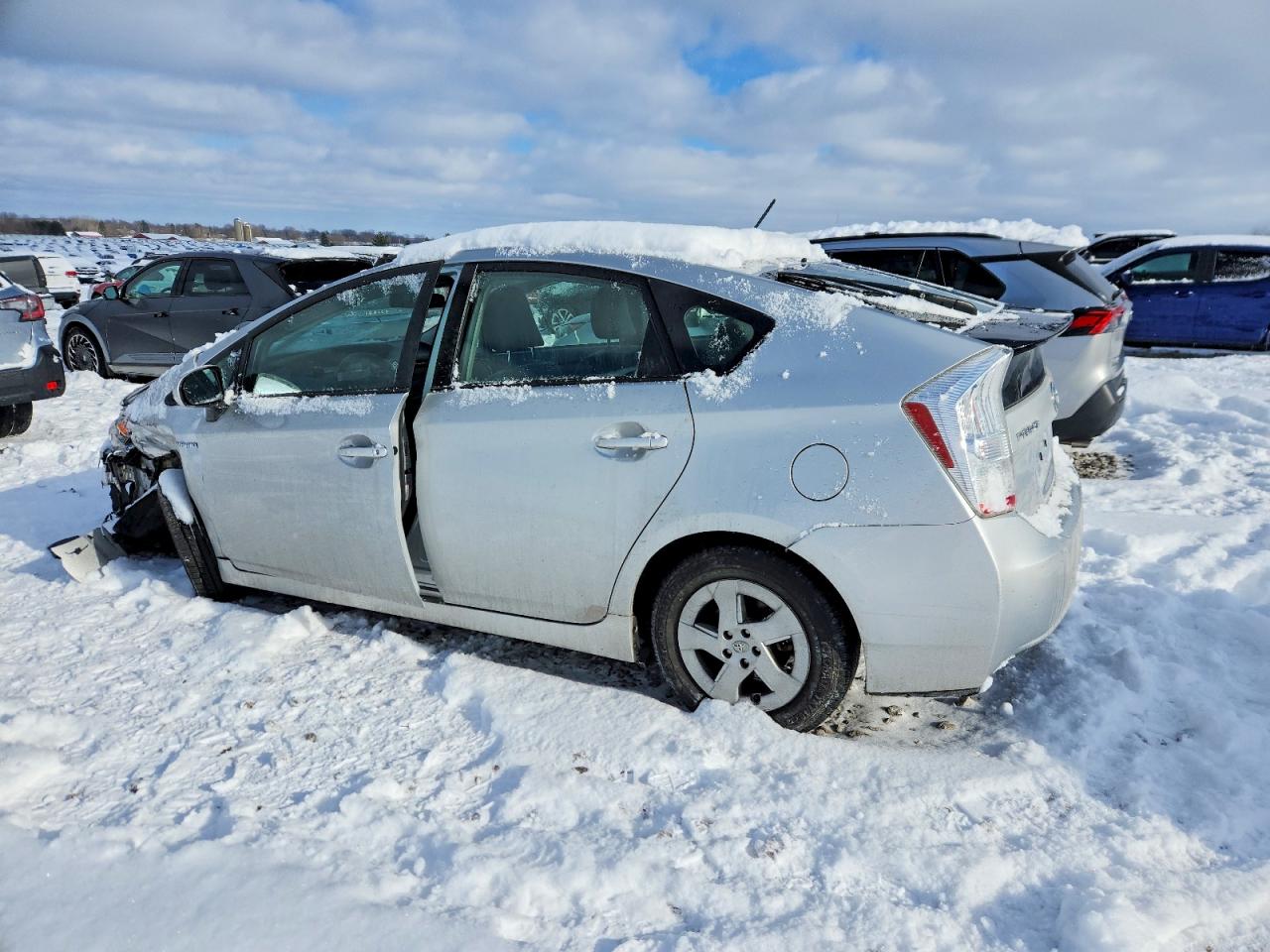 2010 TOYOTA PRIUS photo 2