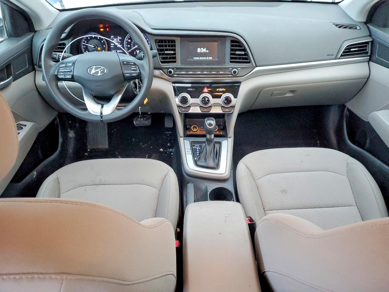 2019 HYUNDAI ELANTRA SE photo 8