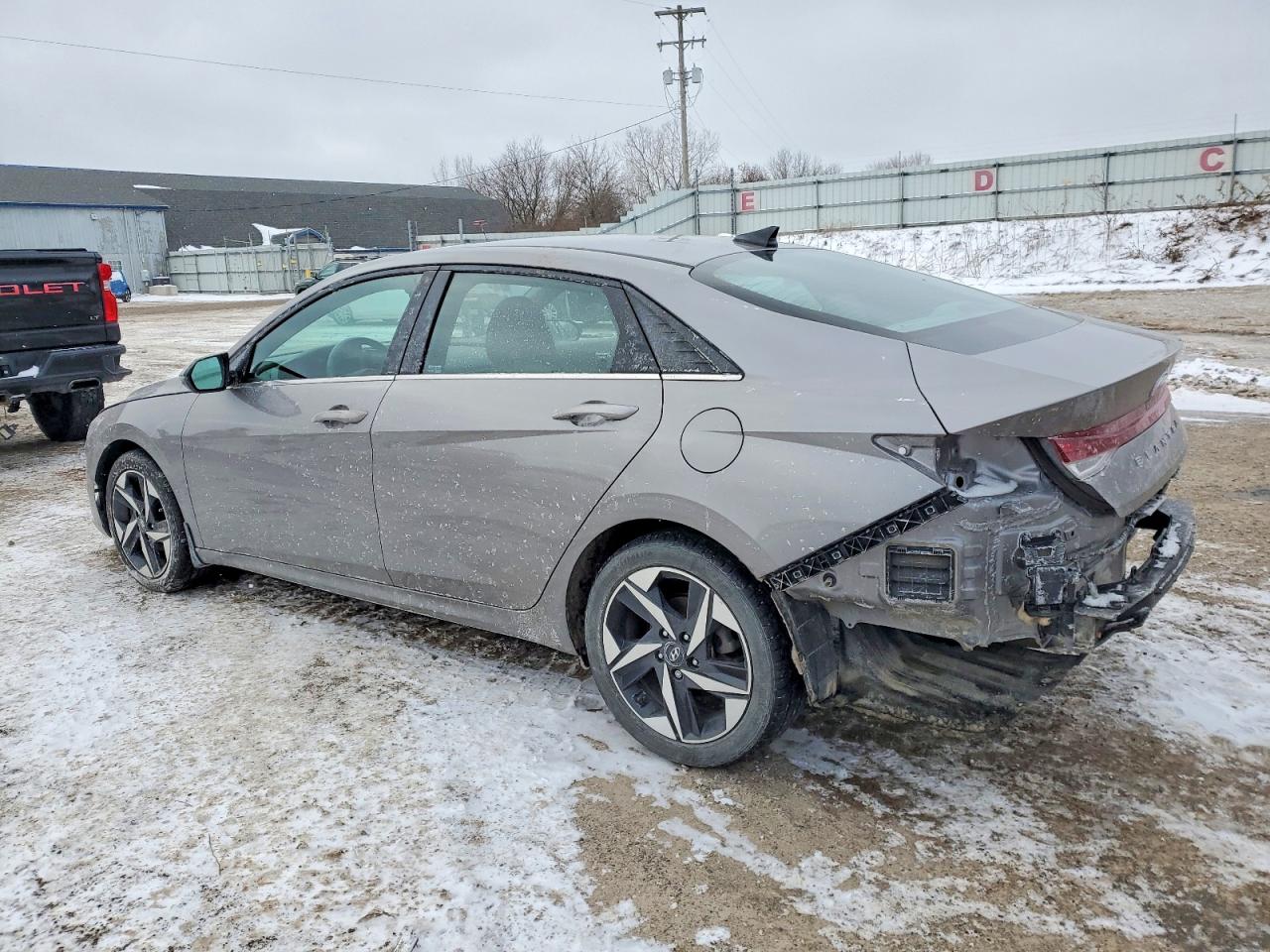2022 HYUNDAI ELANTRA SEL photo 2