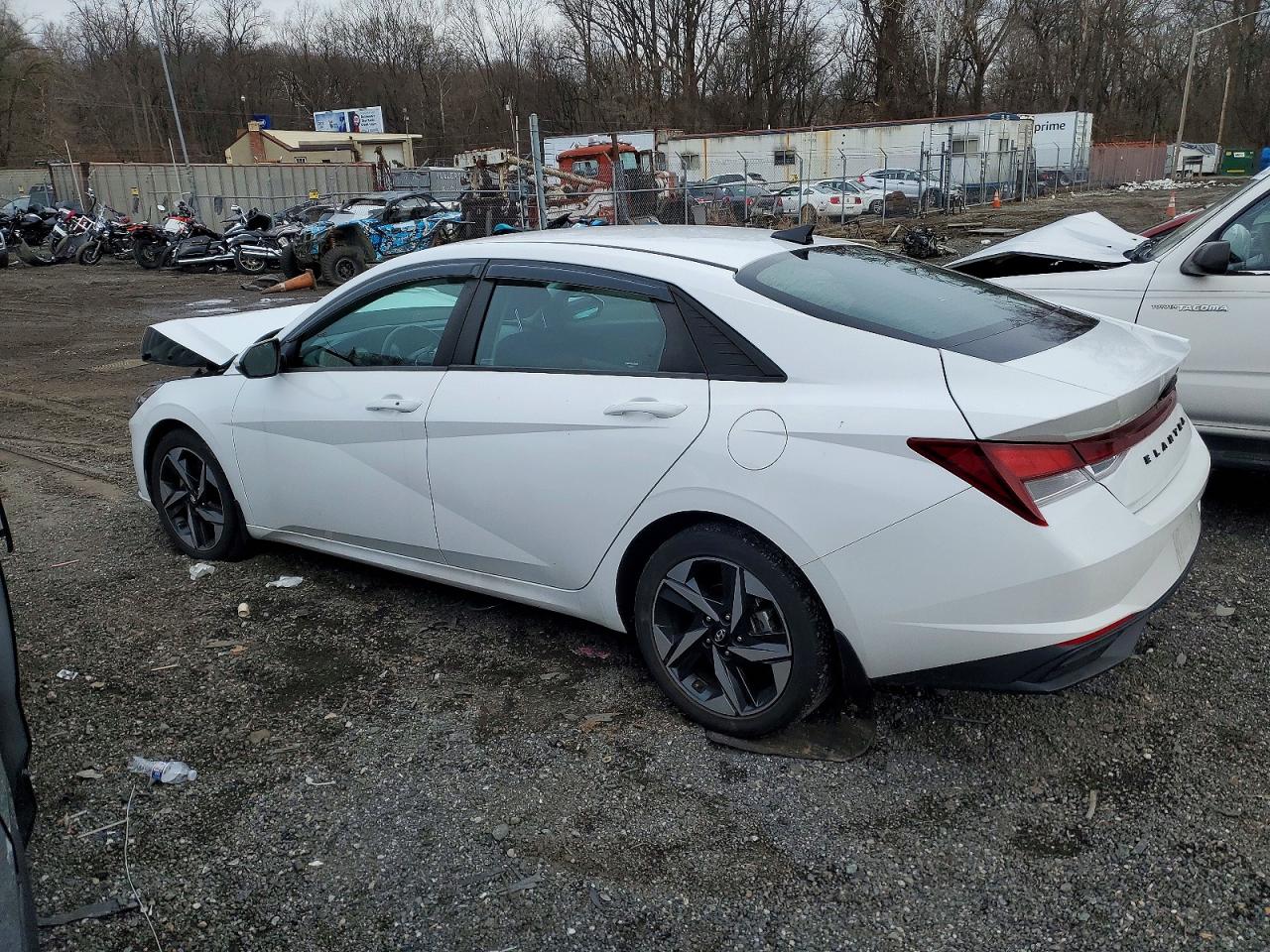 2023 HYUNDAI ELANTRA SEL photo 2
