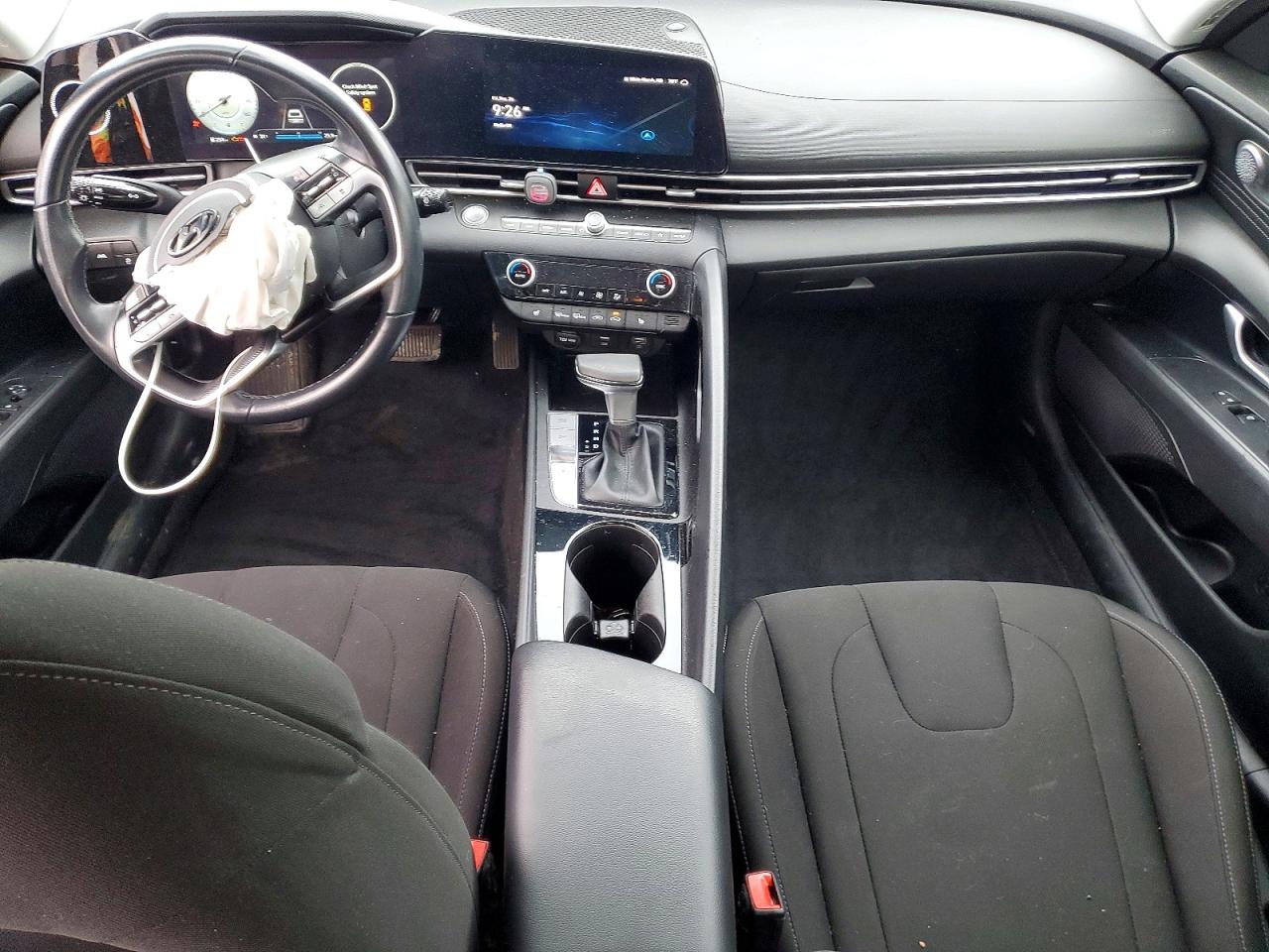 2023 HYUNDAI ELANTRA SEL photo 8