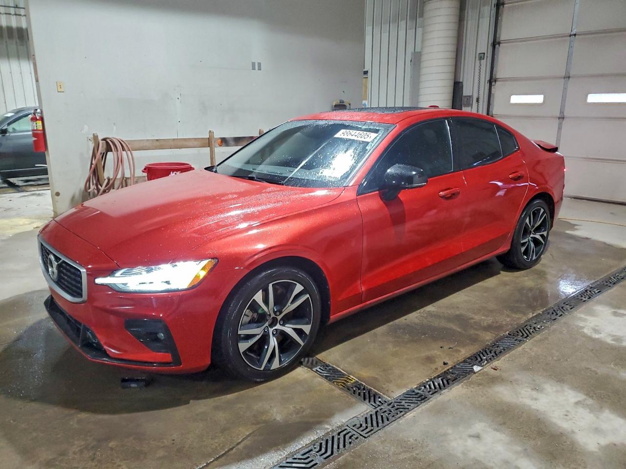 2019 VOLVO S60