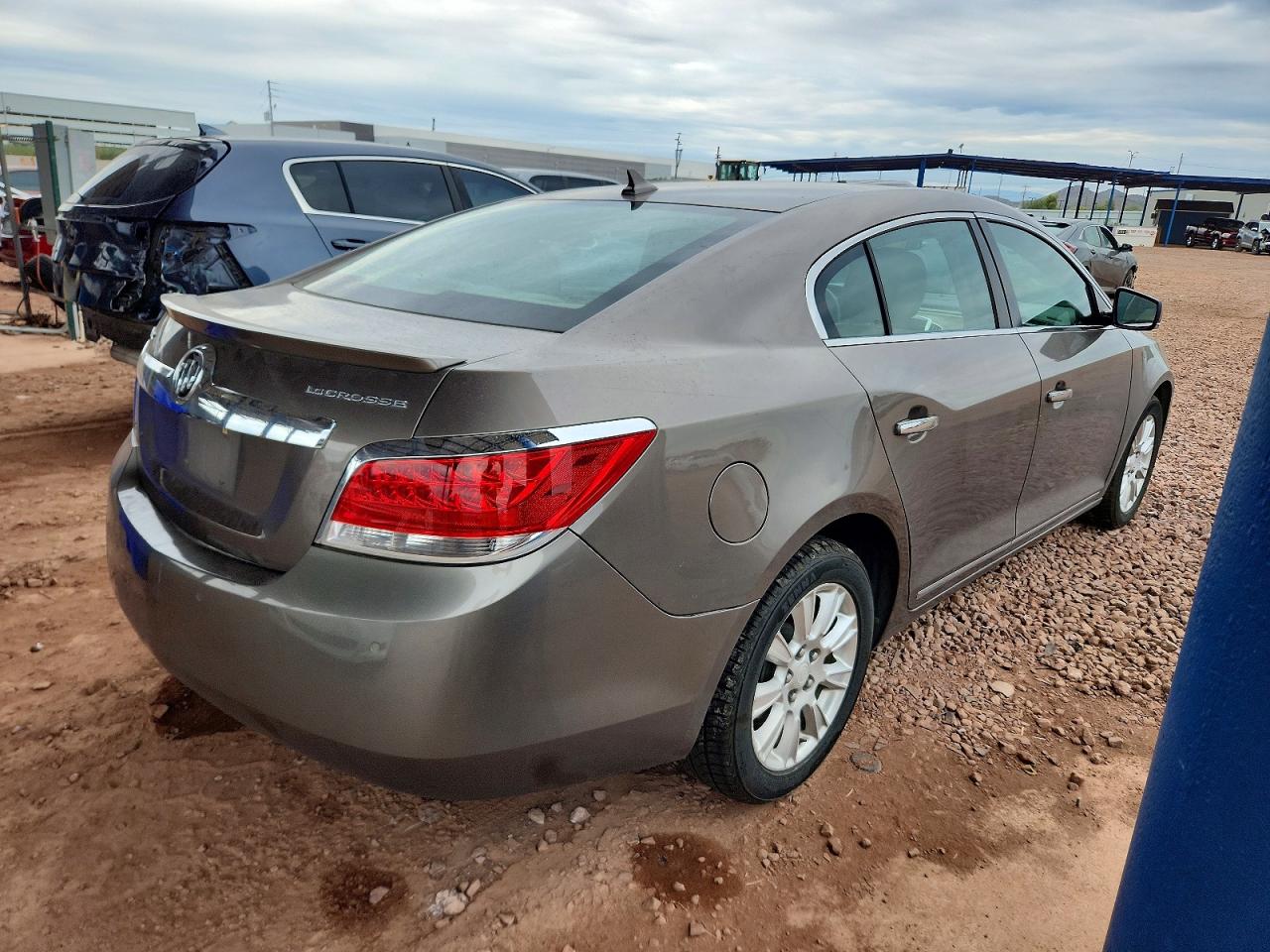 2012 BUICK LACROSSE PREMIUM photo 3