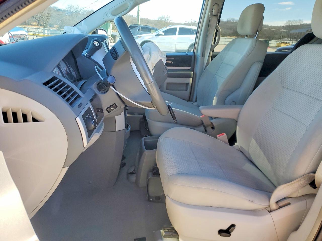 2010 DODGE GRAND CARAVAN CREW photo 7