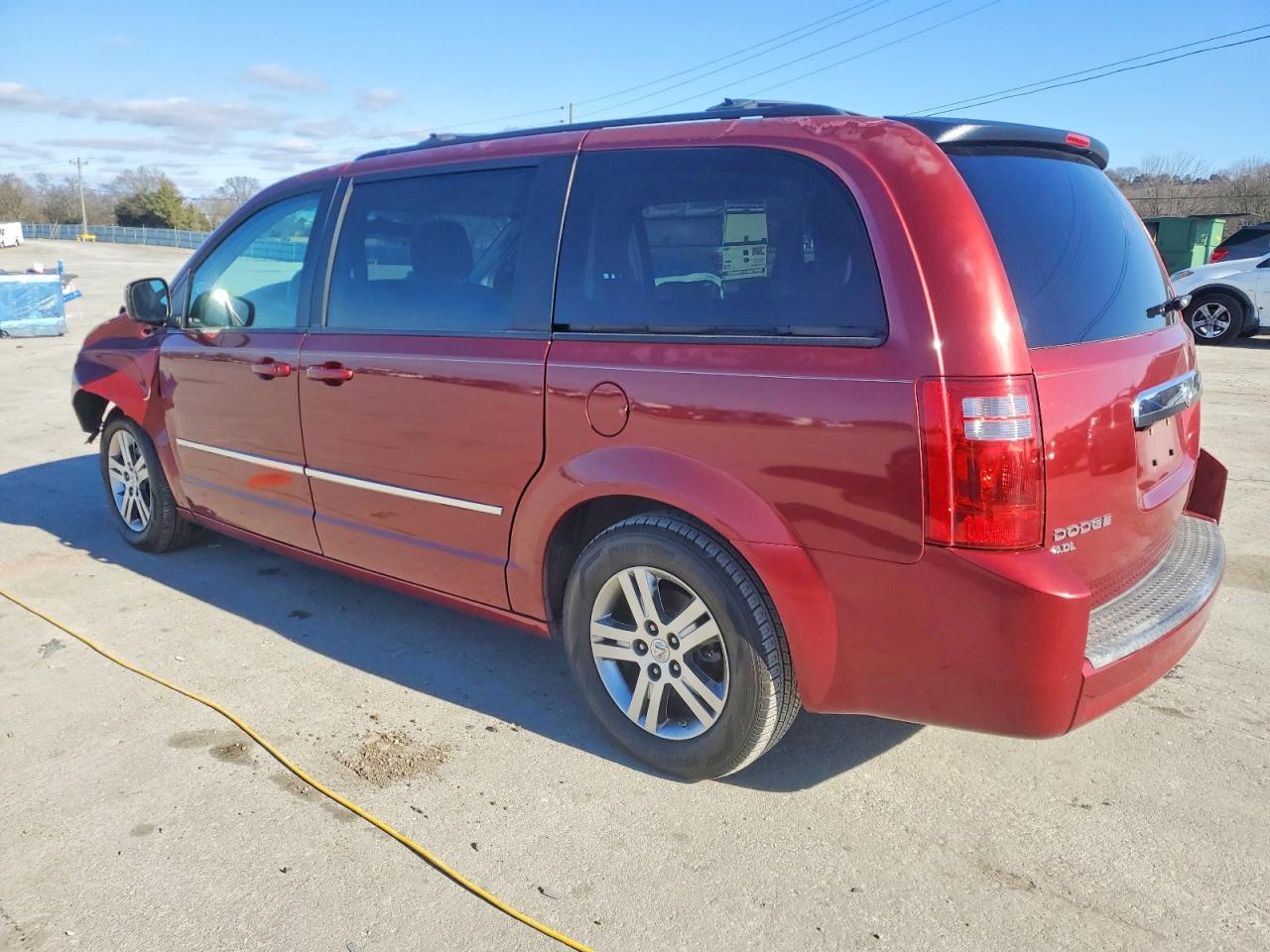 2010 DODGE GRAND CARAVAN CREW photo 2
