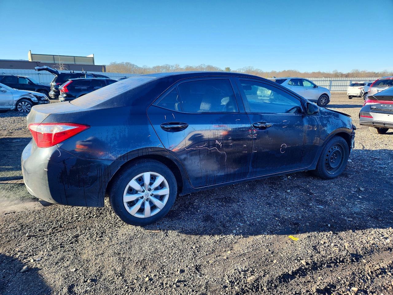 2015 TOYOTA COROLLA L photo 3