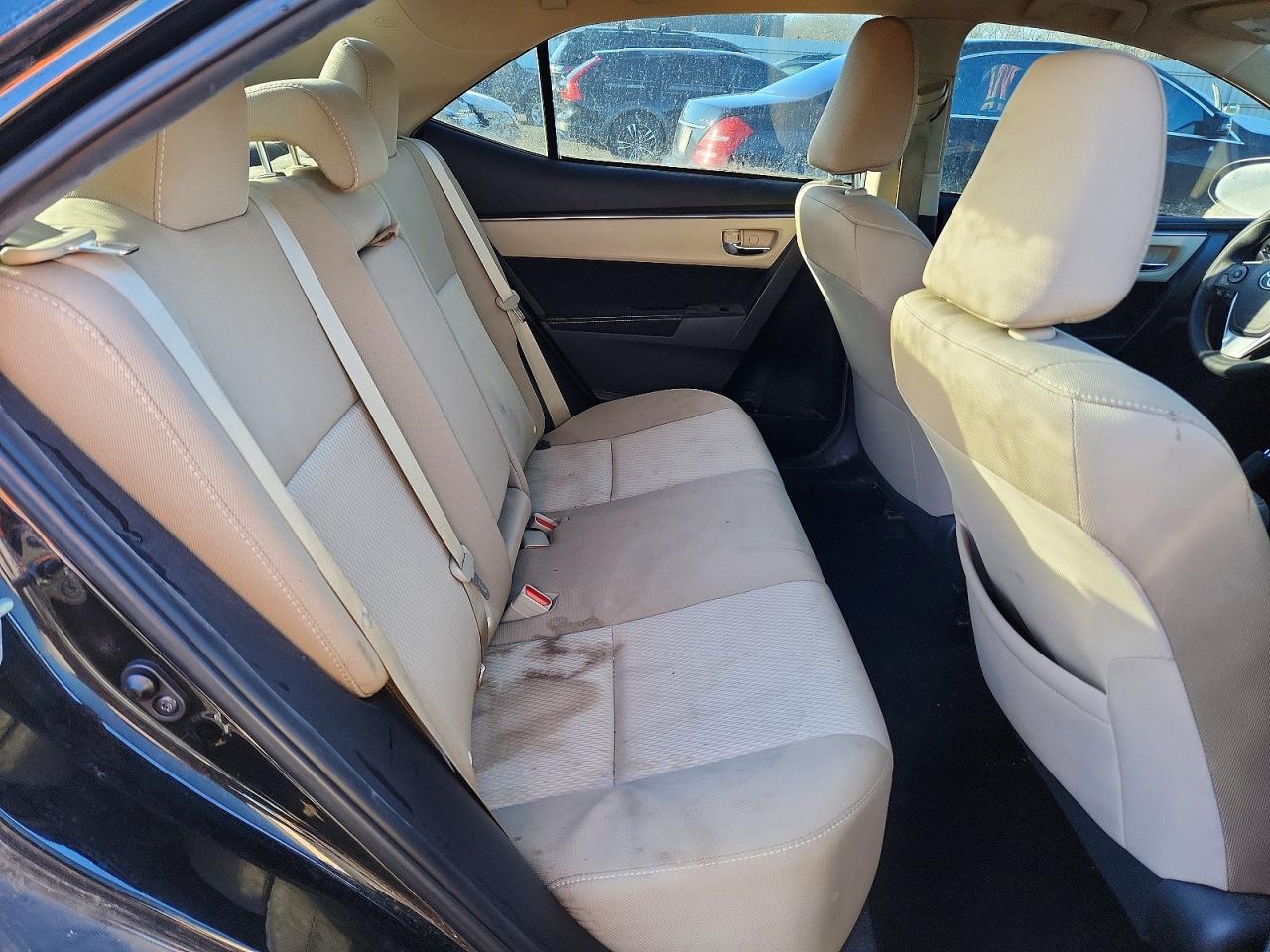 2015 TOYOTA COROLLA L photo 10