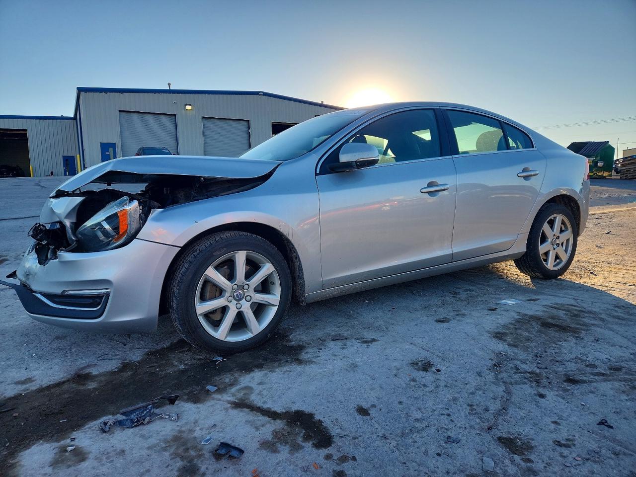 2016 VOLVO S60