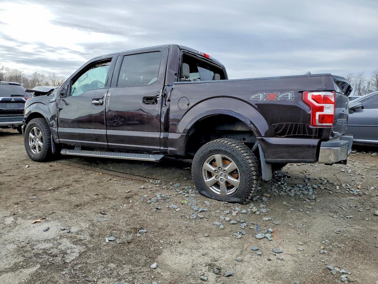 2019 FORD F150 SUPERCREW photo 2