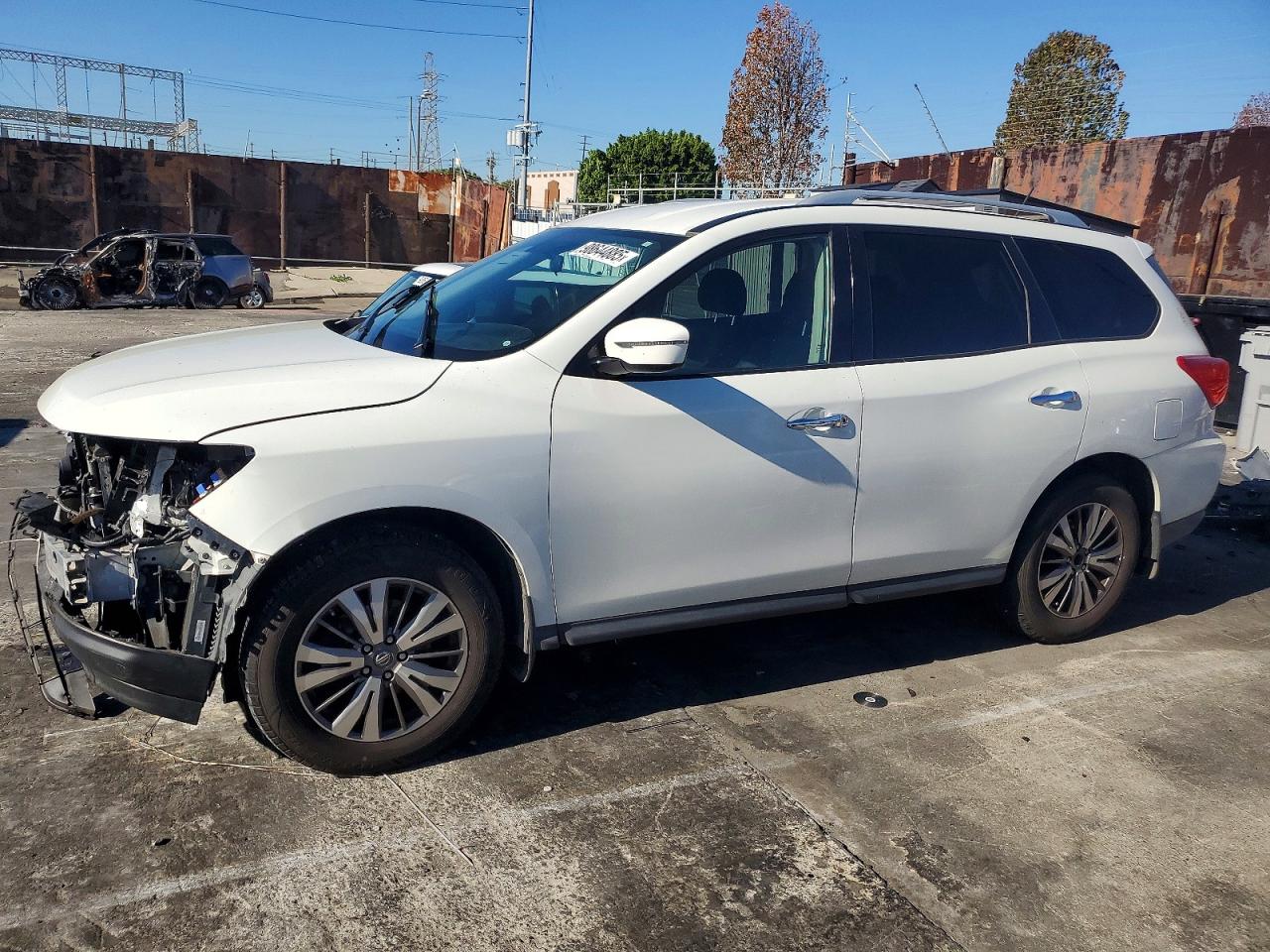 2017 NISSAN PATHFINDER