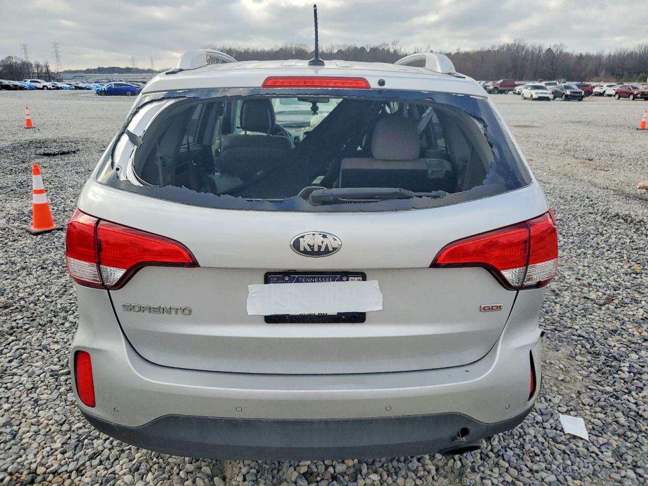 2015 KIA SORENTO photo 6