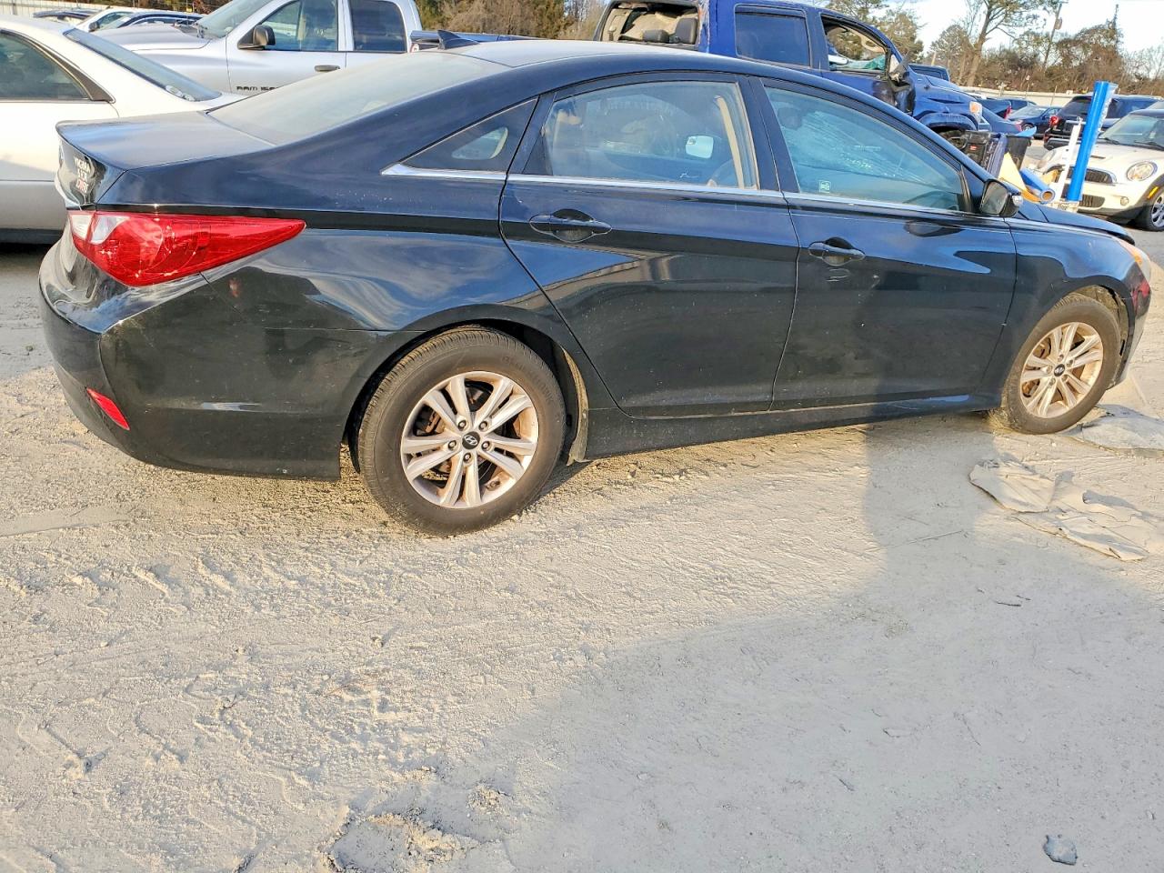 2014 HYUNDAI SONATA GLS photo 5