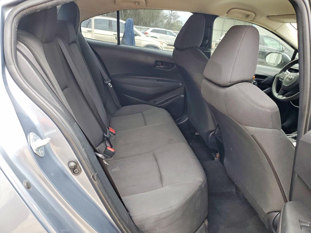 2022 TOYOTA COROLLA LE photo 10