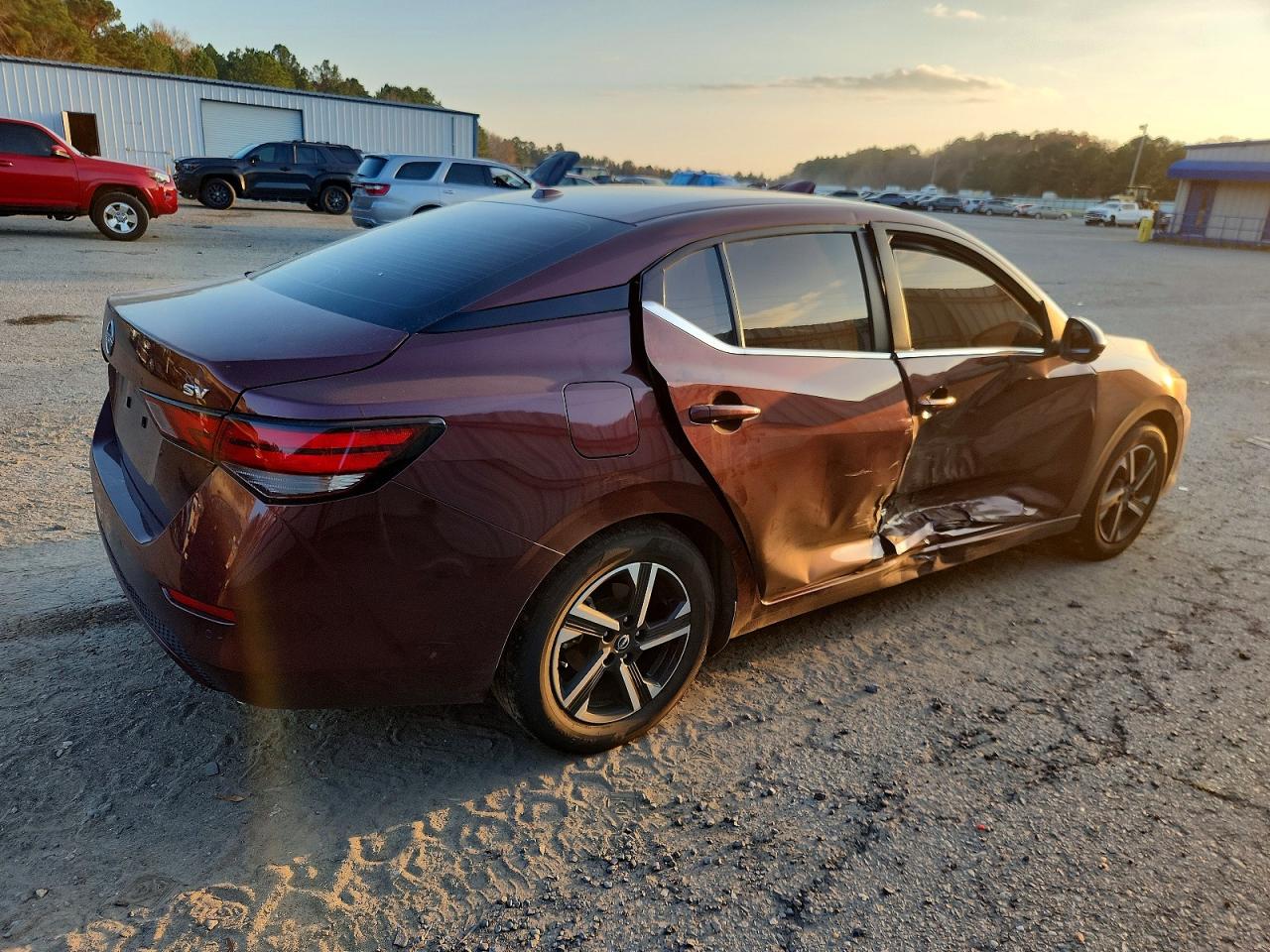 2024 NISSAN SENTRA SV photo 5
