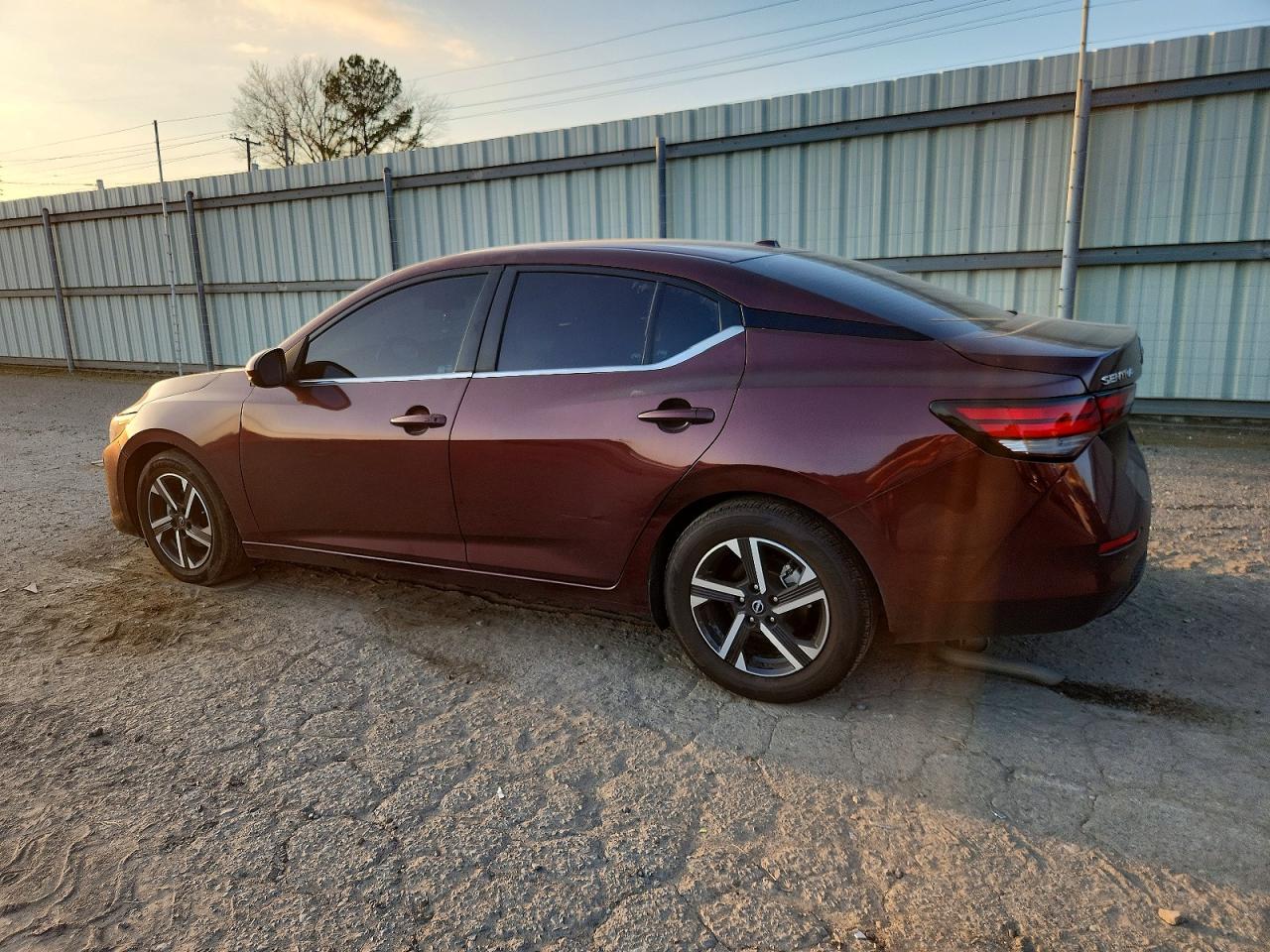 2024 NISSAN SENTRA SV photo 3