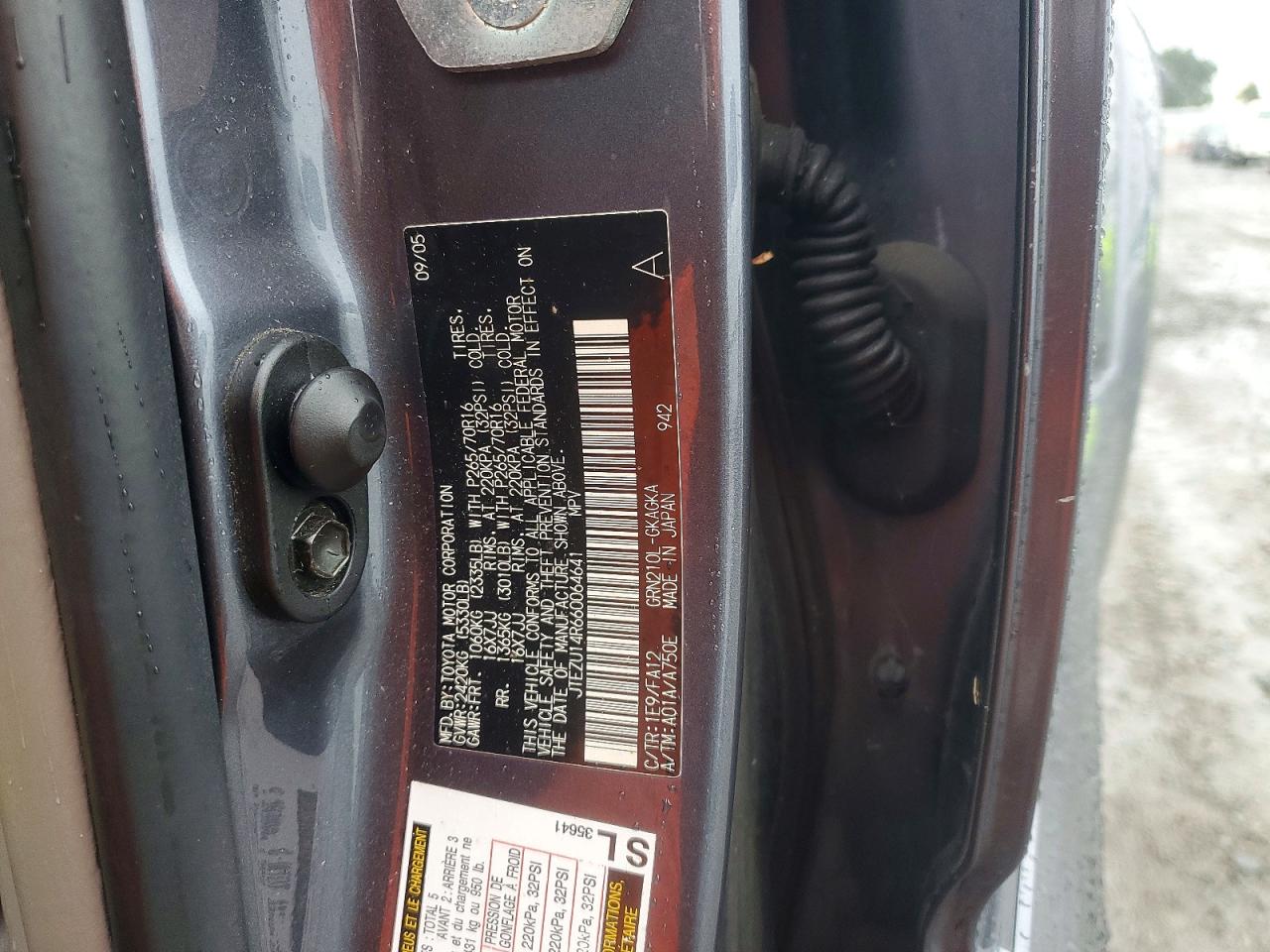 2006 TOYOTA 4RUNNER SR5 photo 13